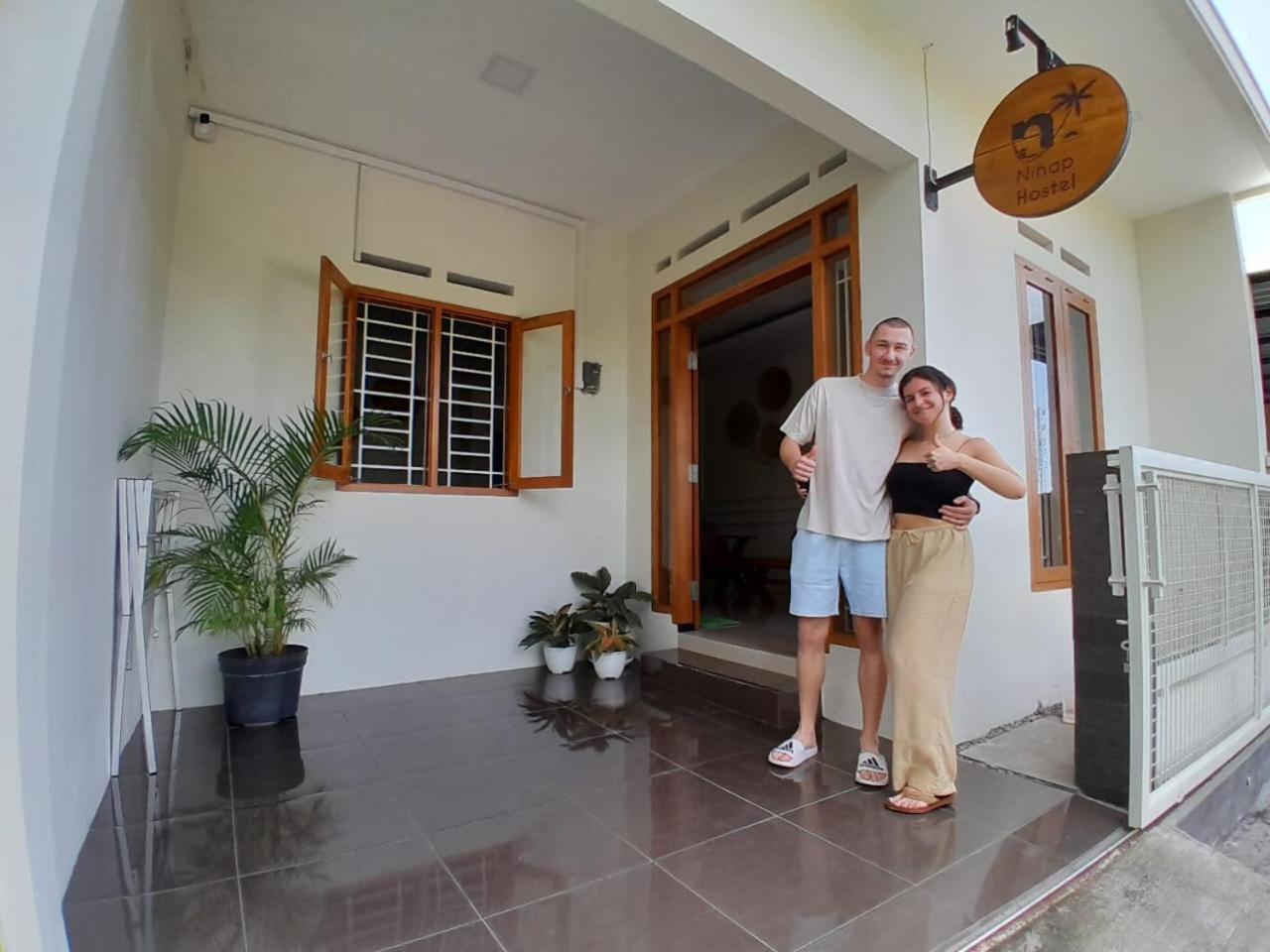 Ninap Hostel Banyuwangi  Exterior photo
